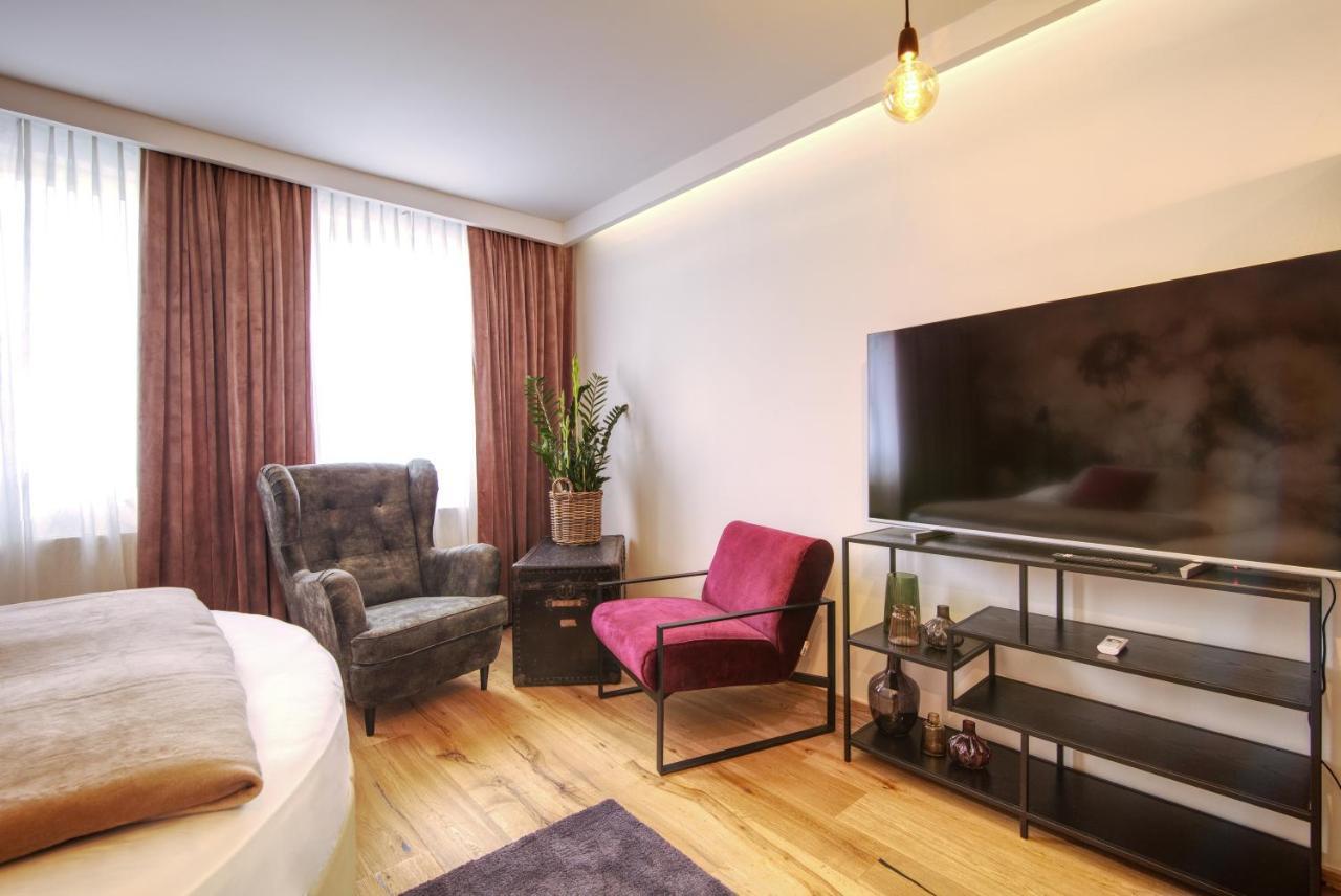 Kavenija Apartmaji - Free Parking Maribor Luaran gambar