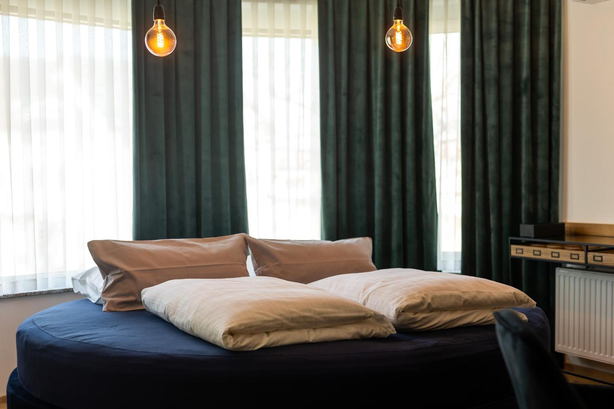 Kavenija Apartmaji - Free Parking Maribor Luaran gambar