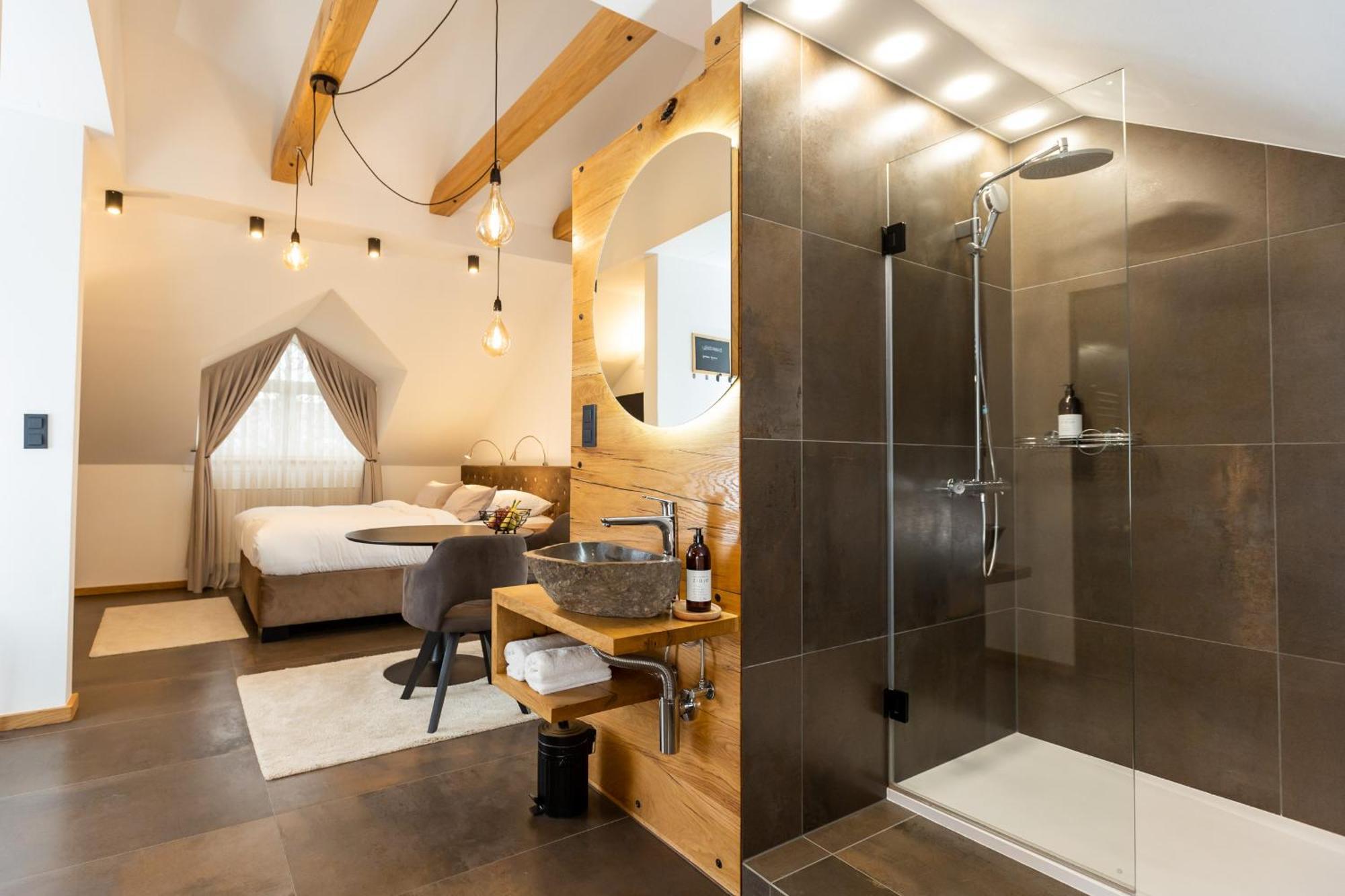 Kavenija Apartmaji - Free Parking Maribor Luaran gambar
