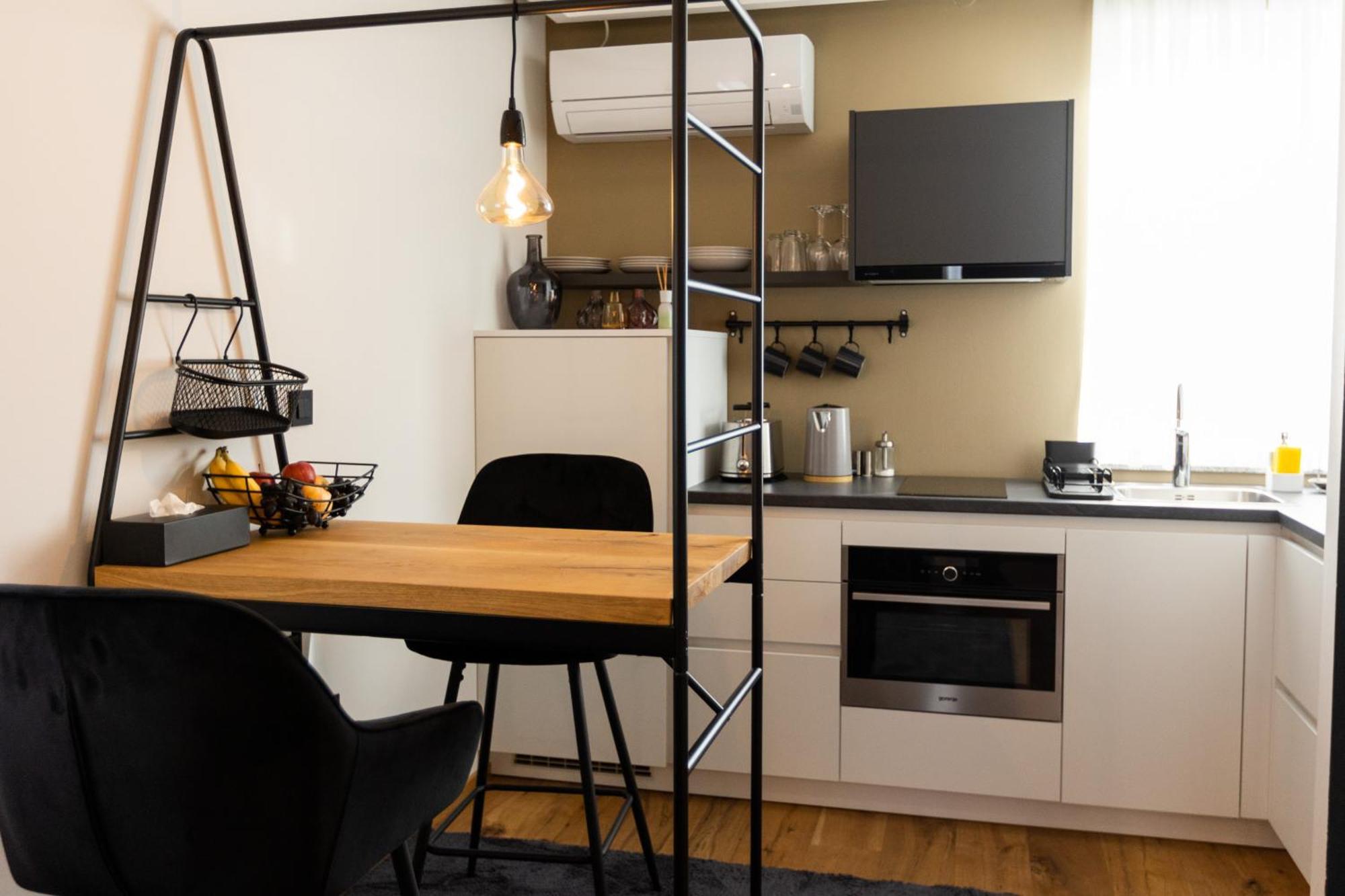 Kavenija Apartmaji - Free Parking Maribor Luaran gambar